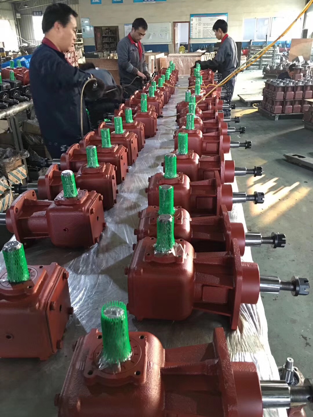 農業用噴霧器ギアボックス 540rpm、D27A D27J  - Orchard Sprayer Tractor のレビューと価格